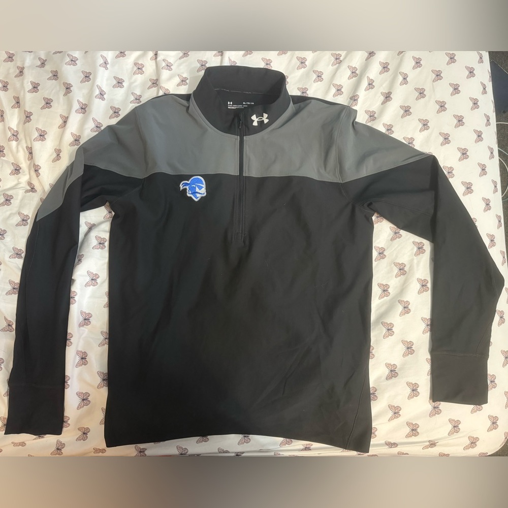 Seton Hall Under Armour Performance quarter zip XL